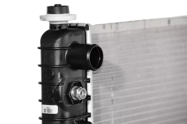 Radiator - GM (15193110)