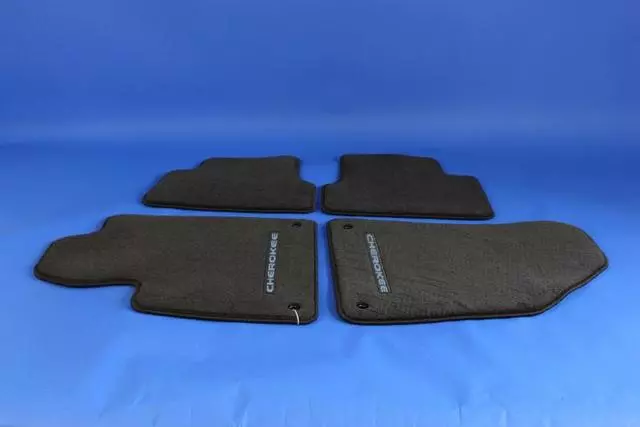 Mat Kit - Mopar (82214857)