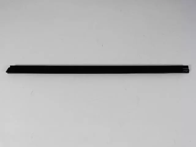 Latéral De Porte Avant Joint D`etancheite, Côté Droit - Mopar (05067148AB)