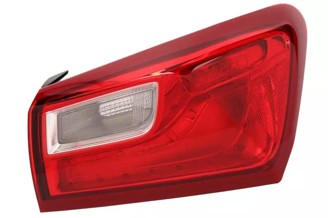 Tail Lamp Assembly - GM (84882384)