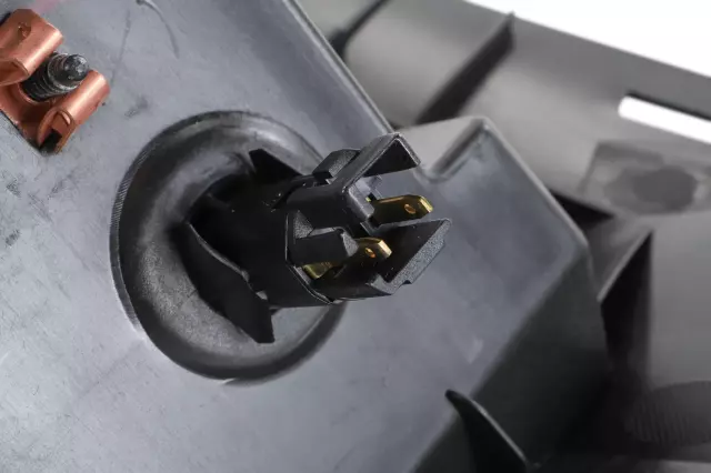 Part# 84613012 F Compartment - GM (84613012)