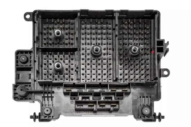 Engine Wiring Harness Junction Block - GM (15115618)