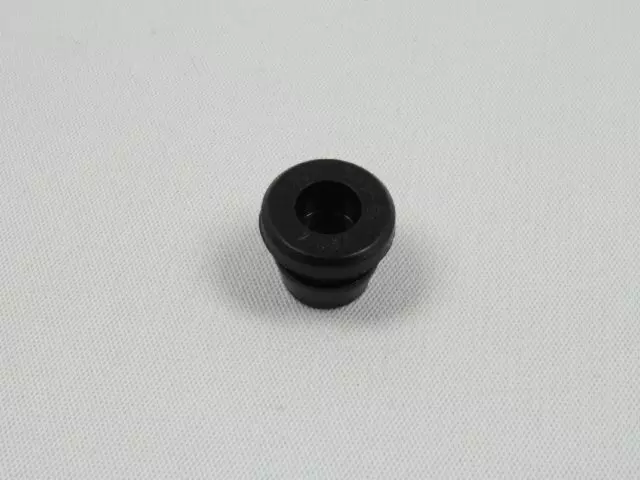 3575333 - Transfer Case Model 241 [DHW]: Grommet for Mopar Image