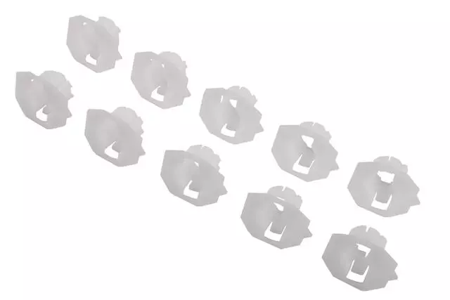 10418918 - : Multi-Purpose Clip for GM Image