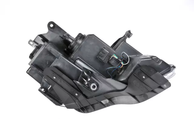 Driver Side Headlamp - GM (20912393)