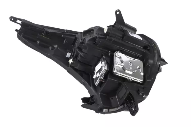 Driver Side Headlamp - GM (84826667)