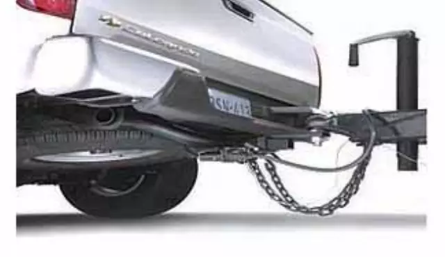 19258986 - Body: Trailer Hitch for Chevrolet: Colorado | GMC: Canyon Image