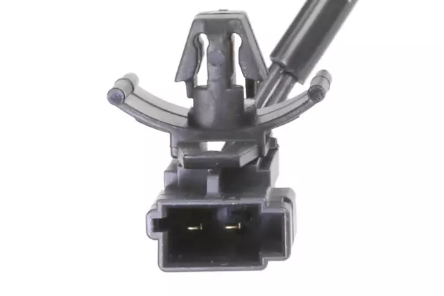 19333476 - : Jet Black Front Seat Belt with Buckle for Chevrolet: Cruze Image