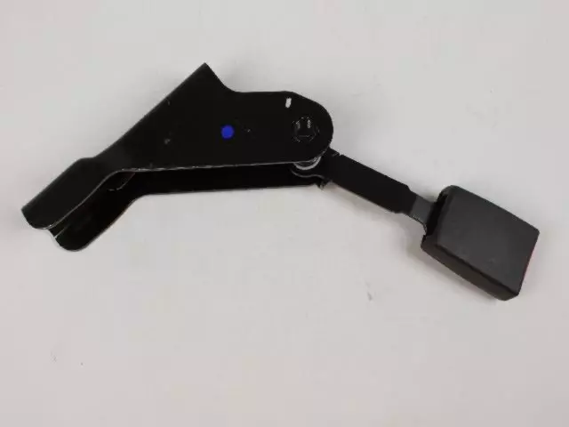 5KQ441DVAA - Restraints: Rear Inner Seat Belt, Right for Dodge: Ram 2500, Ram 3500 | Ram: 2500, 3500 Image