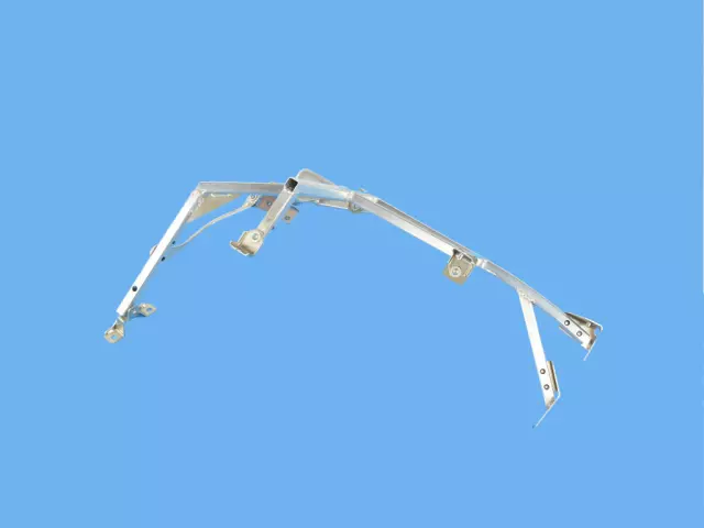 Fender Mounting Bracket, Right - Alfa Romeo (68273982AA)