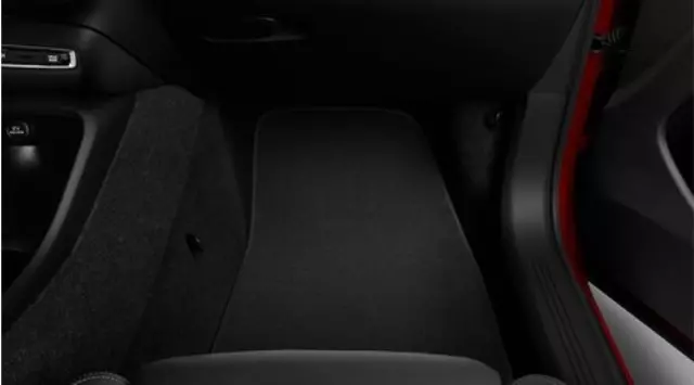 31469312 - Interior: 2019 Volvo XC40 - Textile Floor Mats - Lhd for Volvo: EX40, XC40 Image