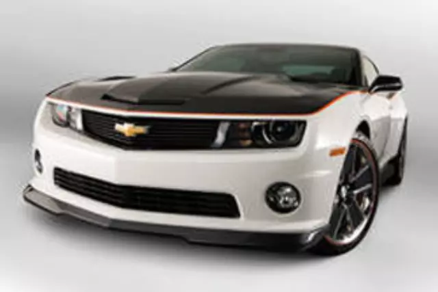 Grille - Black W/ Dark Argent Surround - GM (92208704)