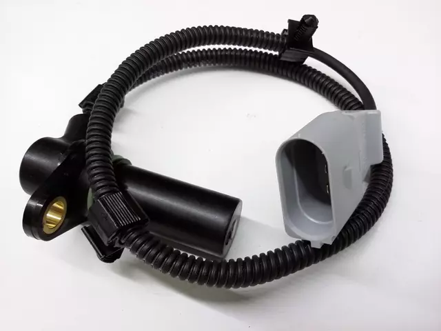 38957147F - : 2004-2006 Volkswagen - Crankshaft Position Sensor for Volkswagen: Beetle, Golf, Jetta Image