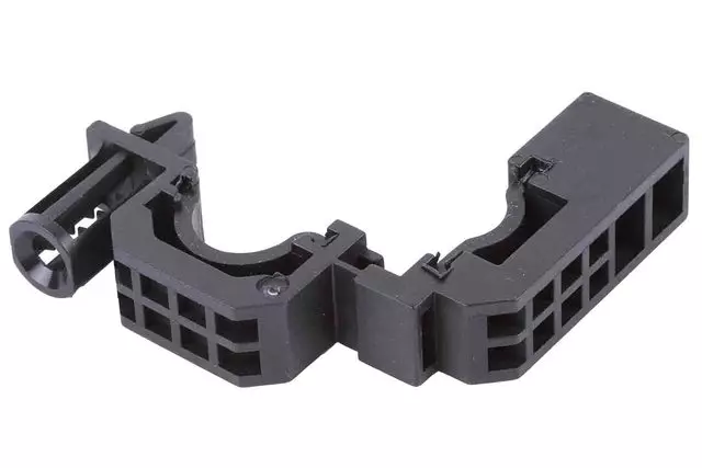 42402315 - : Front Fuel Feed Pipe Clip for GM Image