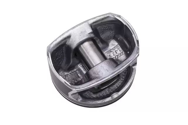 Passenger Side Engine Piston - GM (12654418)