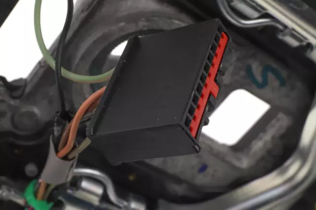 20945271 - Steering: Steering Wheel for Chevrolet: Camaro Image