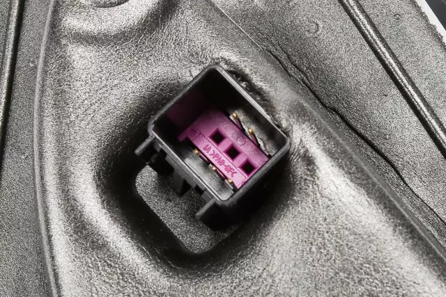 OEM NEW 2015-2020 GM Mirror Assembly  Outside Rear View *Service Primer 95205435 - GM (95205435)