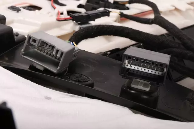 90804960 - Body: Door Trim Panel for Buick: LaCrosse Image image