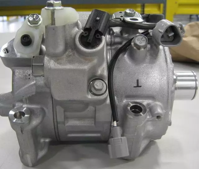 A/C Compressor - Toyota (88320-48280)