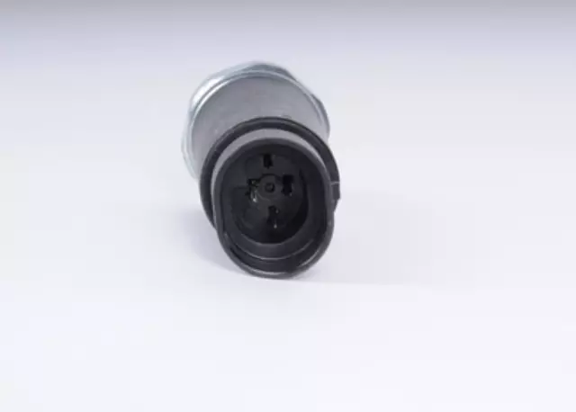 Engine Oil Pressure Switch - GM (3532953)