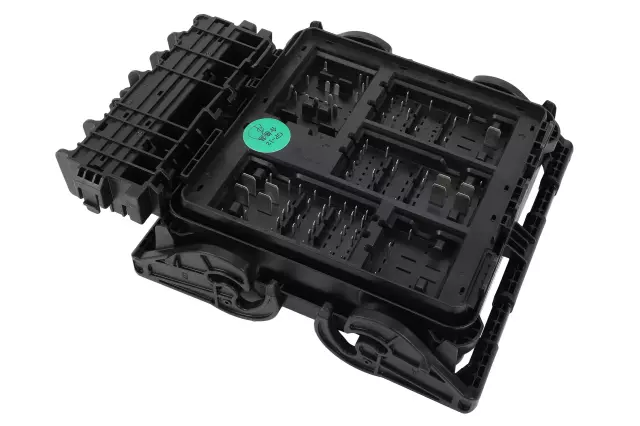 84452218 - : Part# 84452218 Engine Wiring Harness Junction Block for Cadillac: CT6 Image