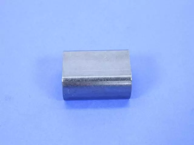 Tailgate Pivot - Mopar (04206597)