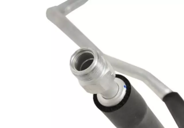 Auxiliary Air Conditioning Evaporator Front Outlet Hose - GM (19169405)