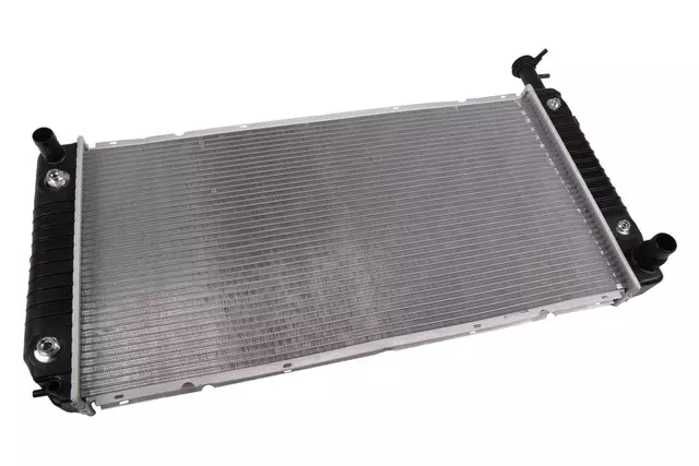 84462084 - : Radiator for Chevrolet: Express 4500 | GMC: Savana 4500 Image