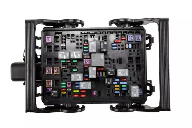 Engine Wiring Harness Junction Block - GM (84303175)