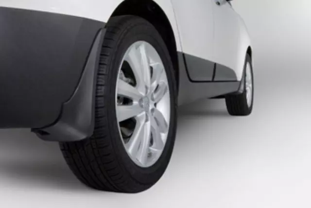 2SF46AC200 - Exterior: Mud Guards for Hyundai Image