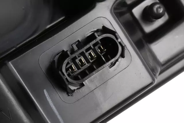 Driver Side Headlamp - GM (25970909)