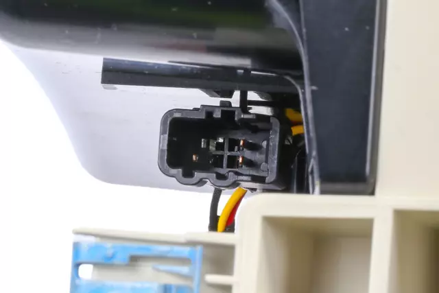 84446615 - Body: Overhead Console for GM Image