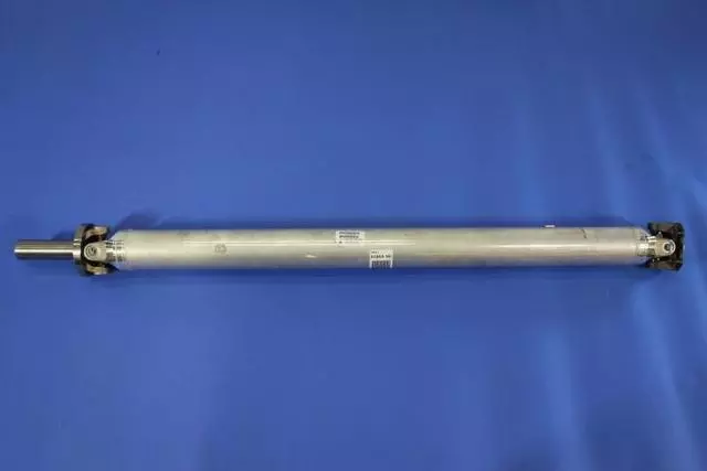 68233618AC - Rear Axle; American Axle 292 MM Single Rear Wheel; Differential and Drive Line: Drive Shaft for Ram: 2500 Image