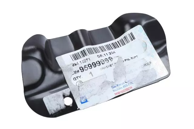 Driver Side Quarter Panel Bracket - GM (95999969)