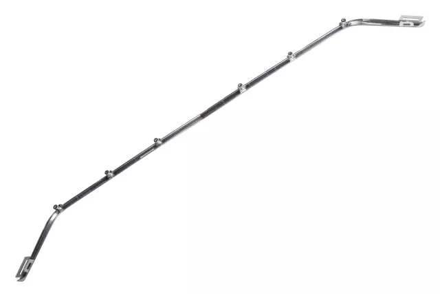 Front Grille Opening Bezel - GM (84636622)