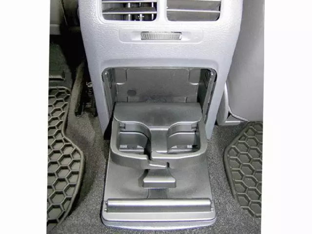 1K0862543E92W - Body: Cup Holder Cover for Volkswagen: Eos Image