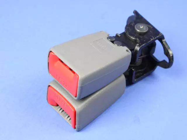 Two Buckles Seat Belt - Mopar (5GE491D5AF)