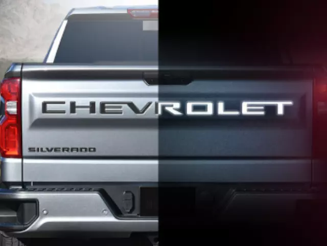 19434086 - Exterior: 3-D Urethane Reflective Chevrolet Tailgate for Chevrolet: Silverado 1500, Silverado 1500 LTD, Silverado 2500 HD, Silverado 3500 HD Image