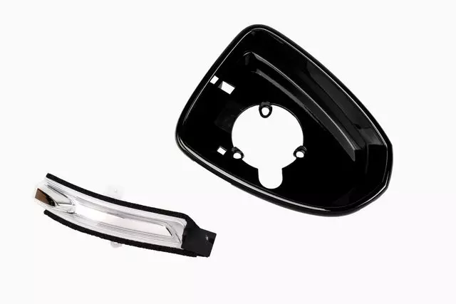 22778937 - : Passenger Side Rearview Mirror Turn Signal Lamp for GM Image