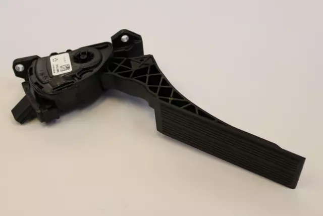Accelerator Pedal - Mopar (04861750AE)