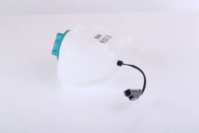 996177 - : Nissens Engine Coolant Reservoir for NISSENS Image