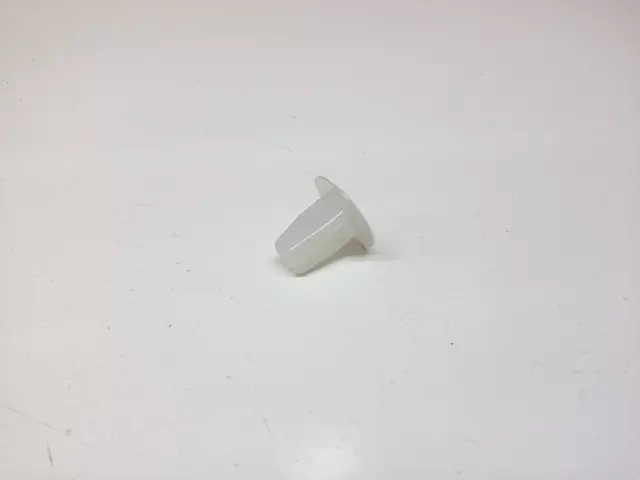 90189A0011 - : Fender Liner Grommet for Lexus: ES300, ES300h, ES330, ES350 Image