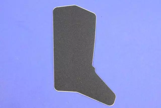 B-pillar To Quarter Panel Mucket, Right - Mopar (68039526AB)