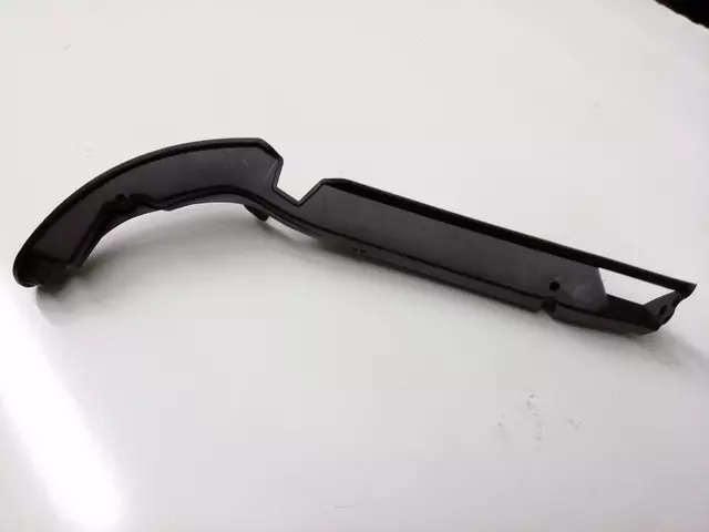 3C0807177 - : Bumper Cover Side Support for Volkswagen: Passat Image