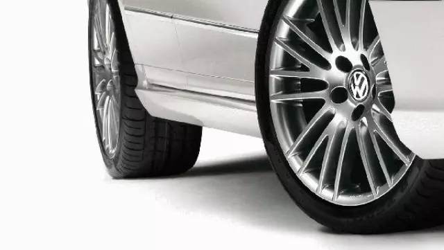 3C5071685DSC8Z - Exterior: HI DEF Side Skirts - Mocha Brown 3Q3Q for Volkswagen: Passat Image