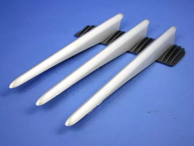 Fender Louver, Left - Mopar (1BX75XZAAB)