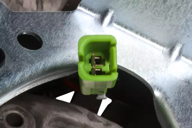 22947811 - Steering: Steering Wheel for Chevrolet: Silverado 1500, Silverado 2500 HD, Silverado 3500 HD, Suburban 2500 | GMC: Sierra 1500, Sierra 2500 HD, Sierra 3500 HD, Yukon, Yukon XL 1500, Yukon XL 2500 Image