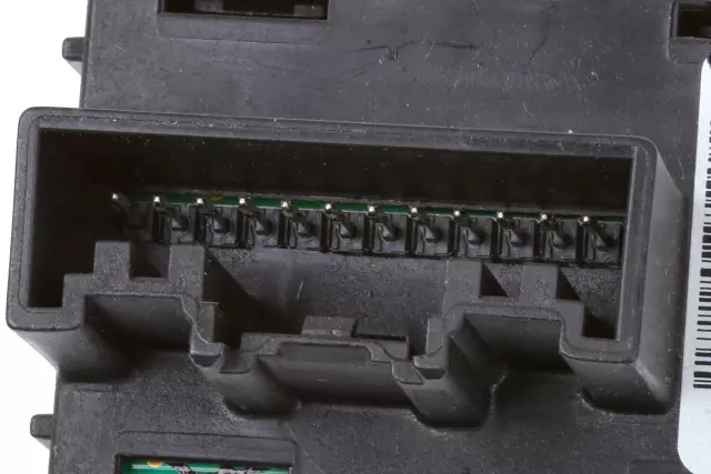 Tract Control Switch - GM (23172143)