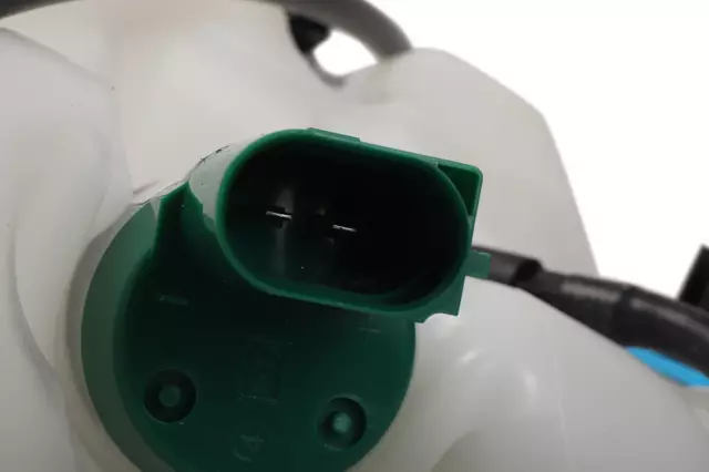 Windshield Washer Solvent Container - GM (84766304)