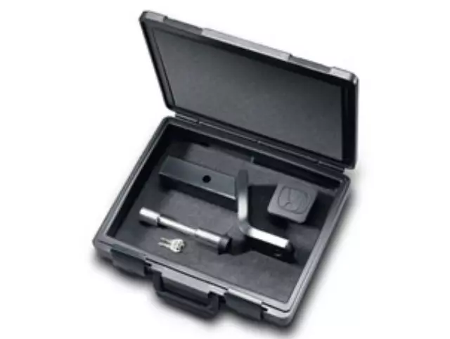 8L92SJC100D - Towing: Trailer Hitch, Class Iii for Honda: Ridgeline Image